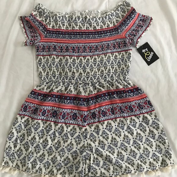 off the shoulder romper - Picture 1 of 4